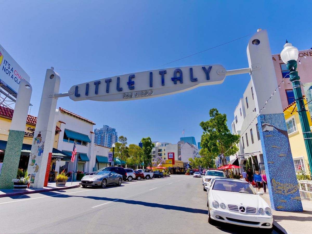 Spirited Seniors: Trip to Little Italy